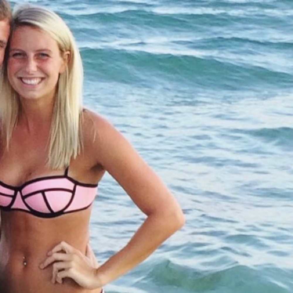 Triangl top in candy pink